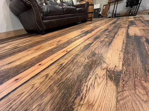 RACEHORSE OAK SKIP-PLANED WIRE BRUSHED ENGINEERED FLOORING