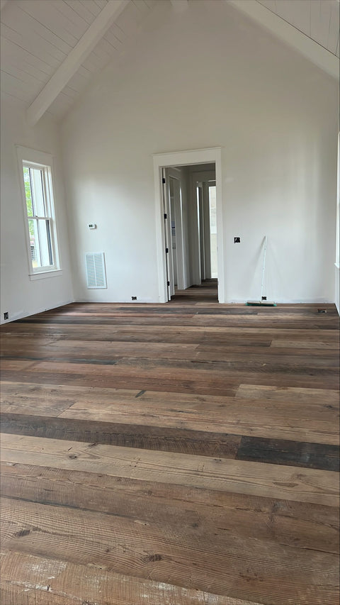 YELLOW PINE SANDED FLOORING